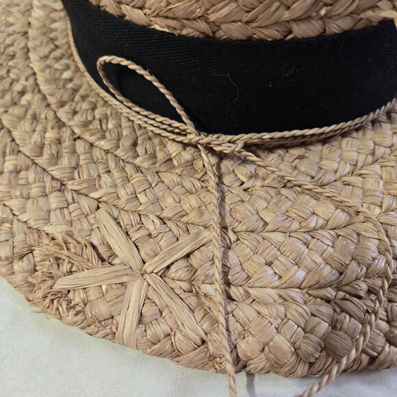Helen Kaminski 100% Raffia Hat Boho Women Sun Hat Lagenlook Accessory